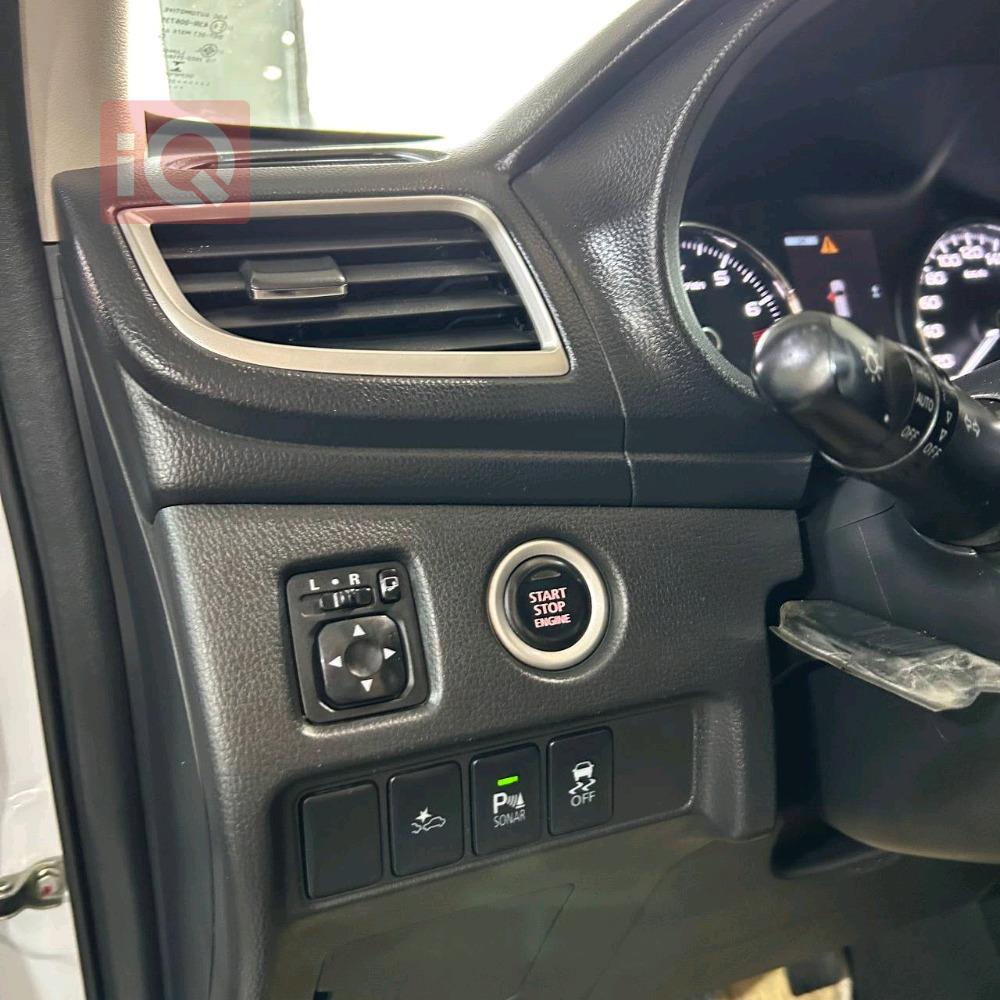 ميتسوبيشي باجيرو